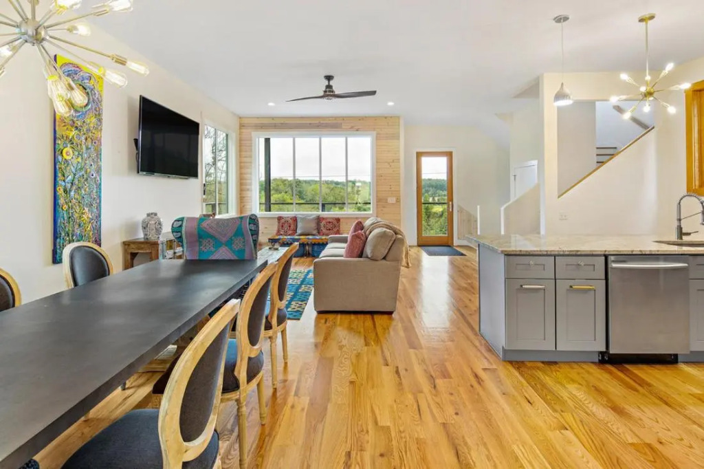 Upstream Penthouse