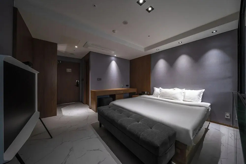 sky & sea hotel