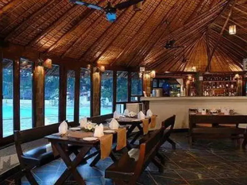 The Hideaway River Lodge