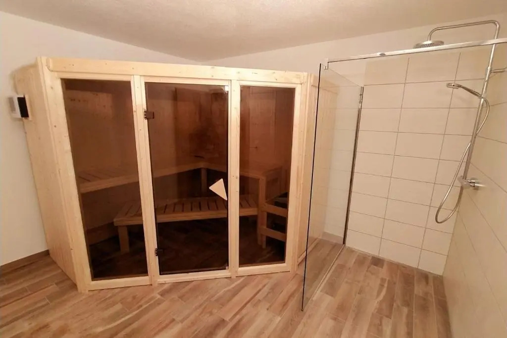 ALPsmart Apartments - Playground, Bike garage, Terrace, Sauna, near Lake