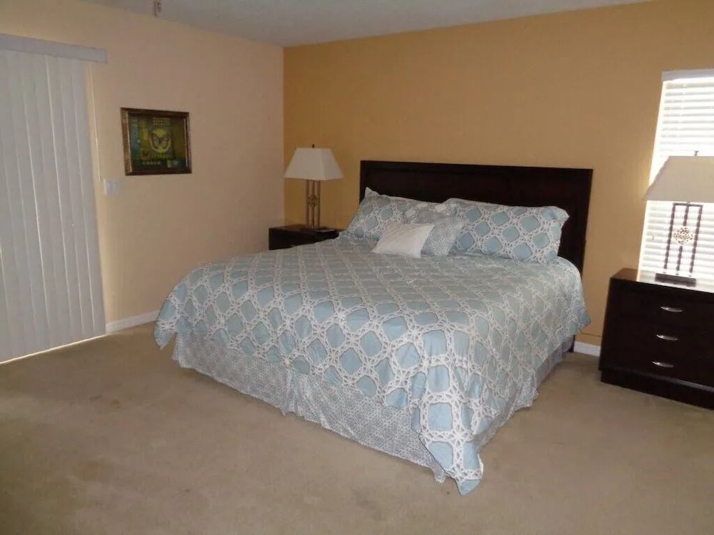 Westhaven 5 bed / 3 Bath