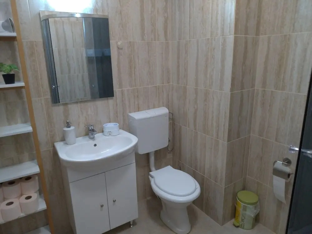2 Rooms Apartment, max 5 Adults, Splendid View on the Beach and the sea