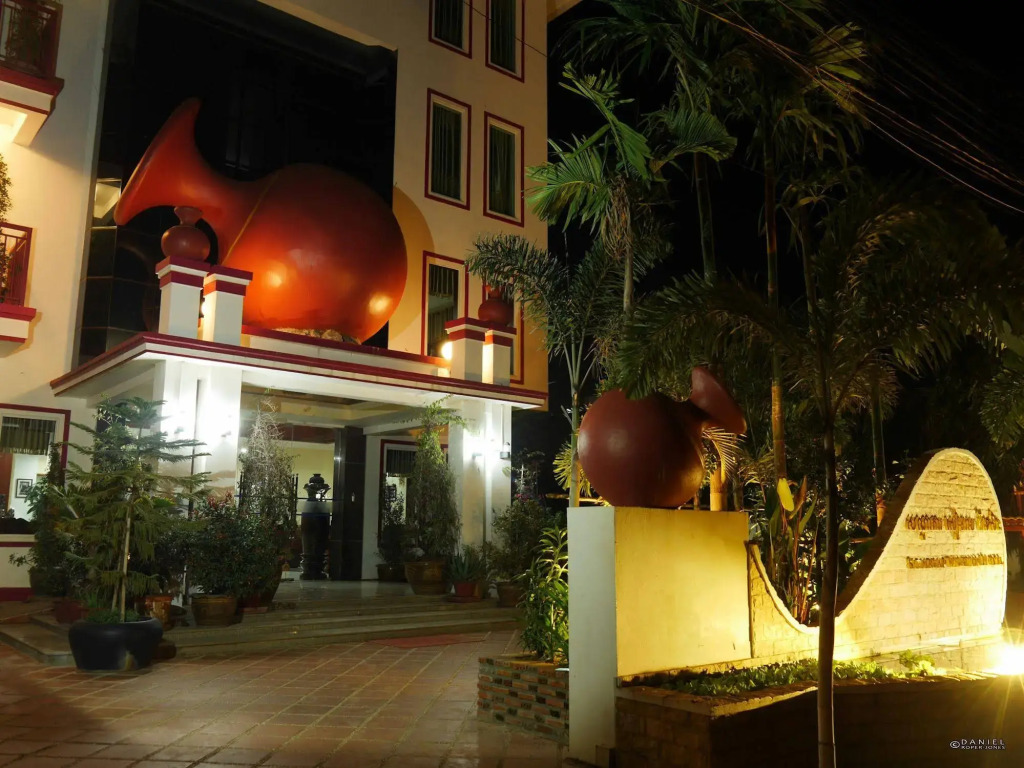 Kaorm Hotel