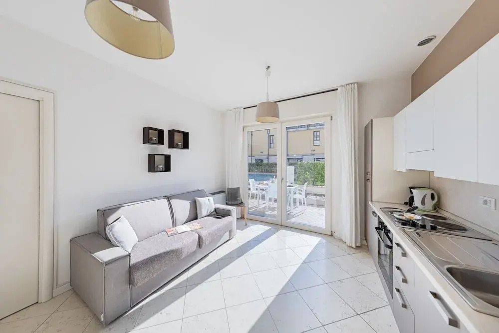 Residenza Miralago - 04 Augusta - Locazione BK