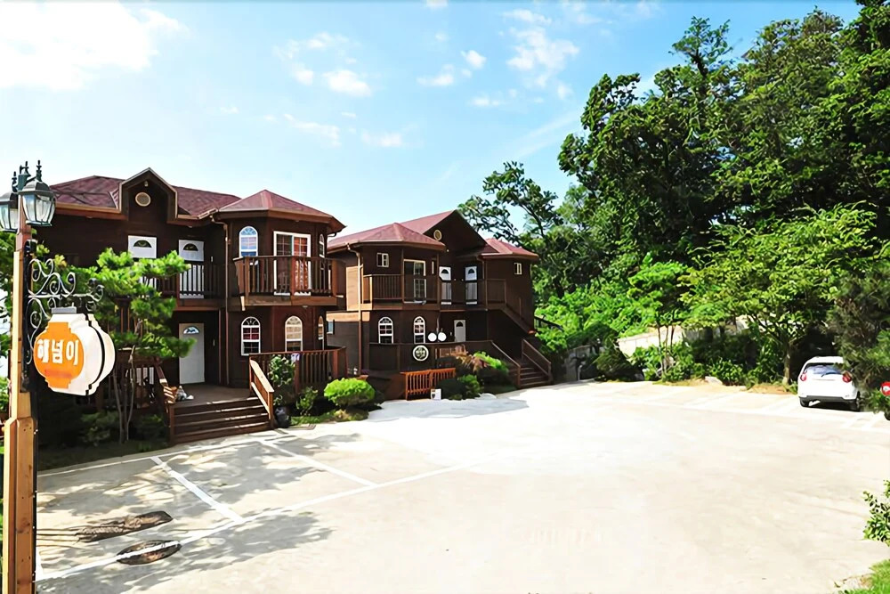 Ganghwa Haeneomi Pension