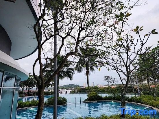 Putrajaya Dwiputra 6 Plus 1 PAX Fully Air-Con