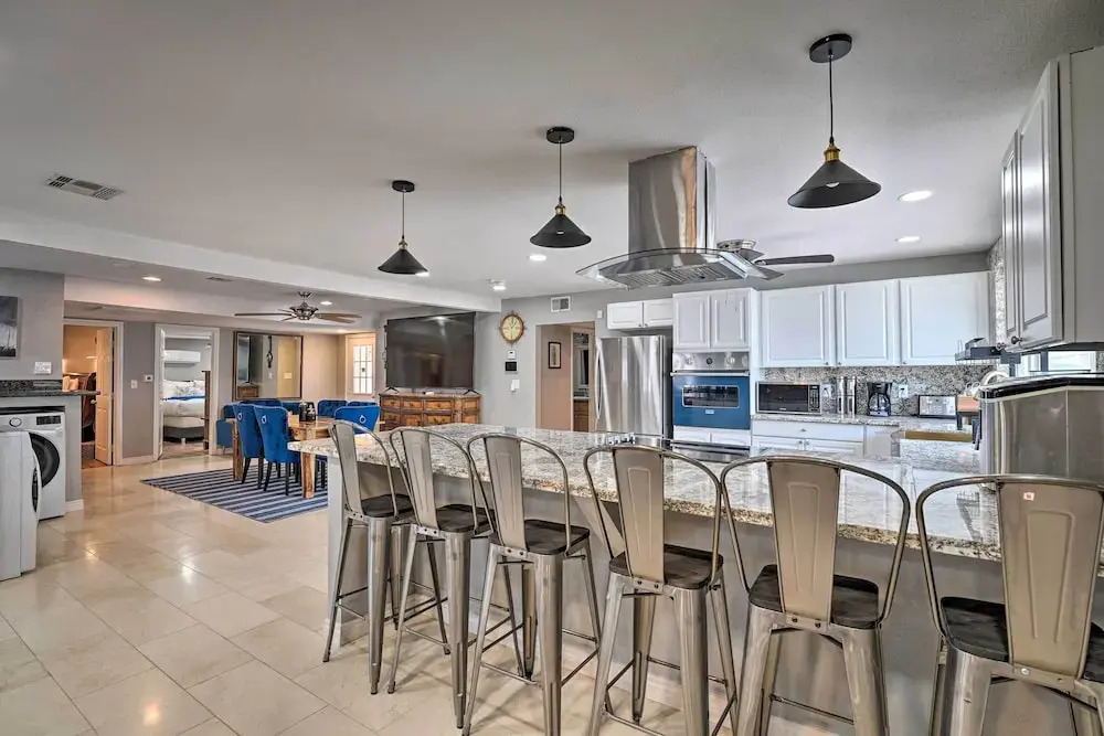 Home w/ Private Pool - Near Las Vegas Strip