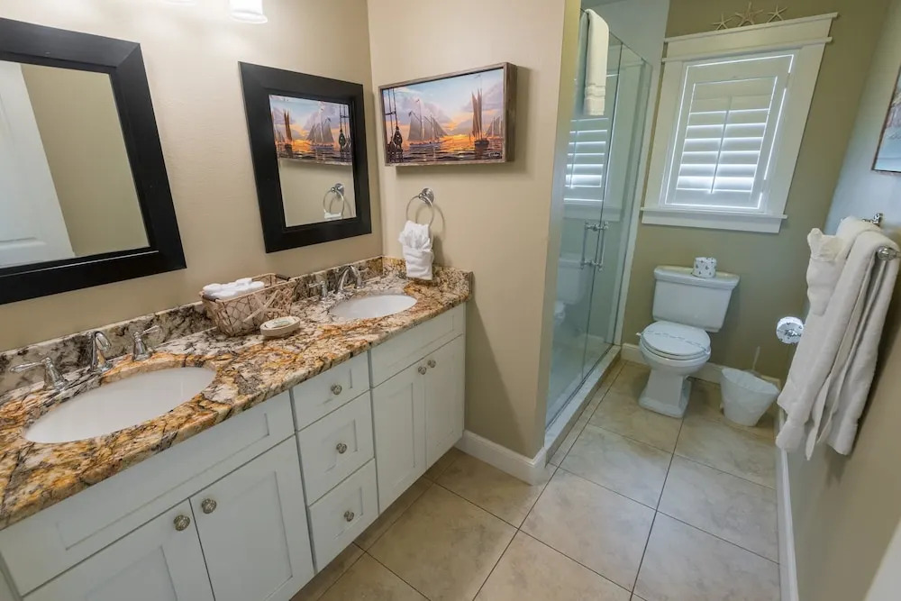 Cabana Breeze Apartment 4
