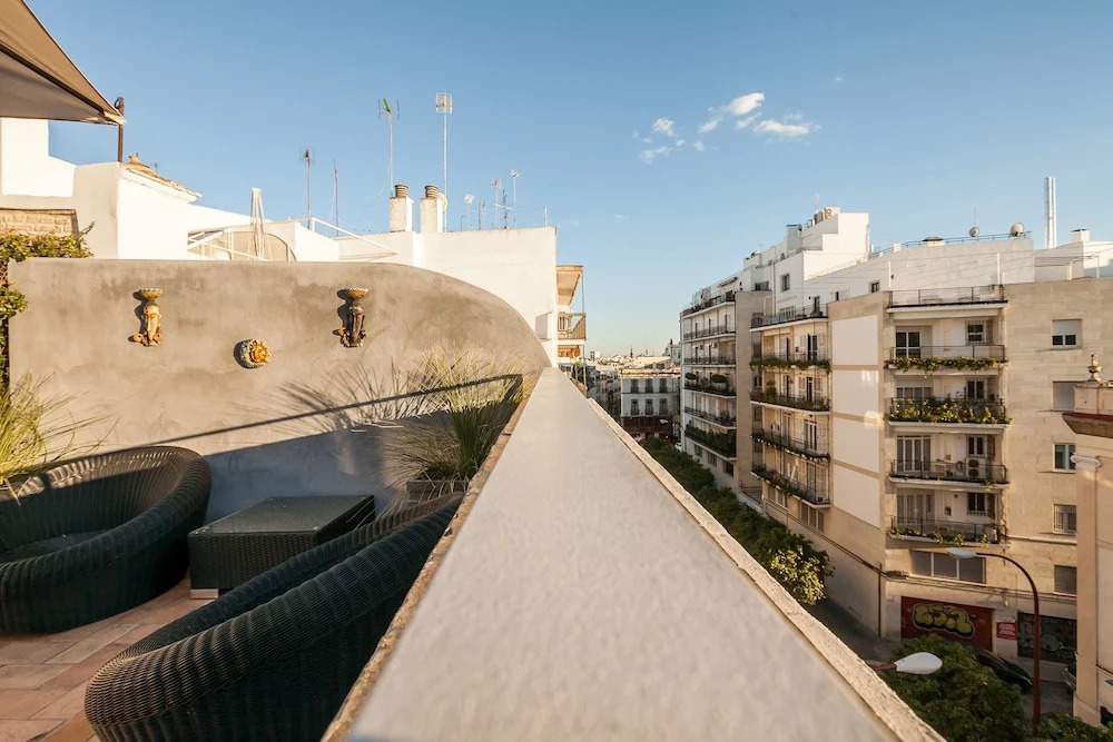 SevillaHome- Ave Cesar