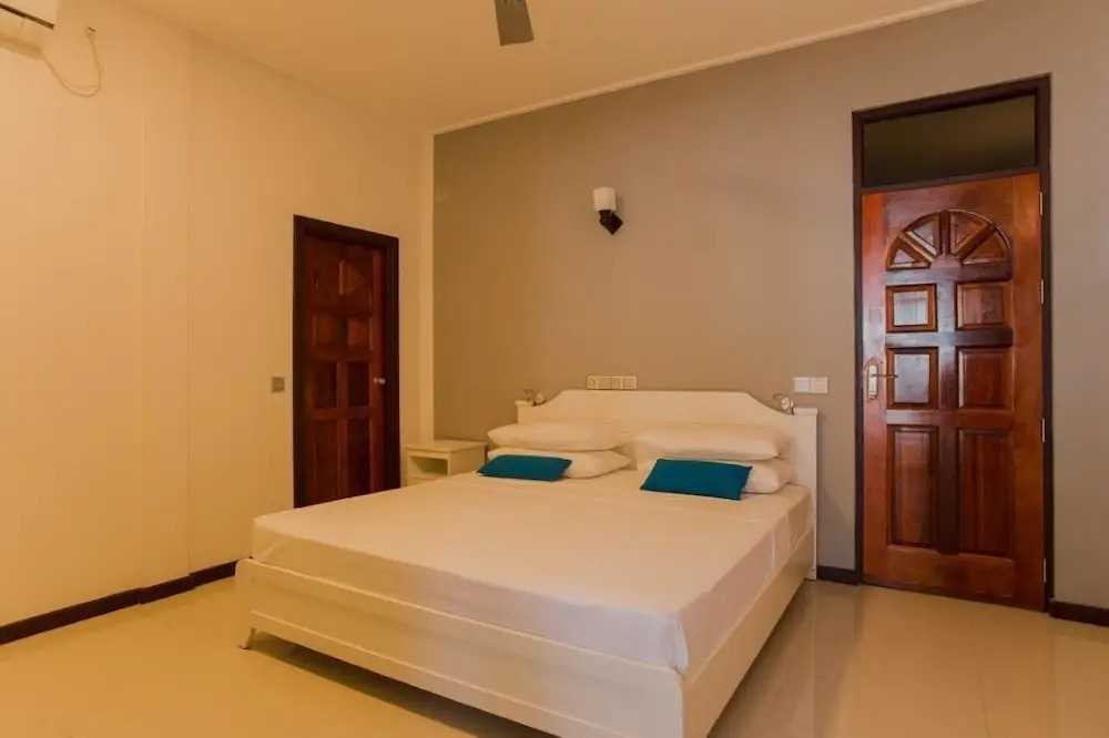 Riveli Retreat Mathiveri