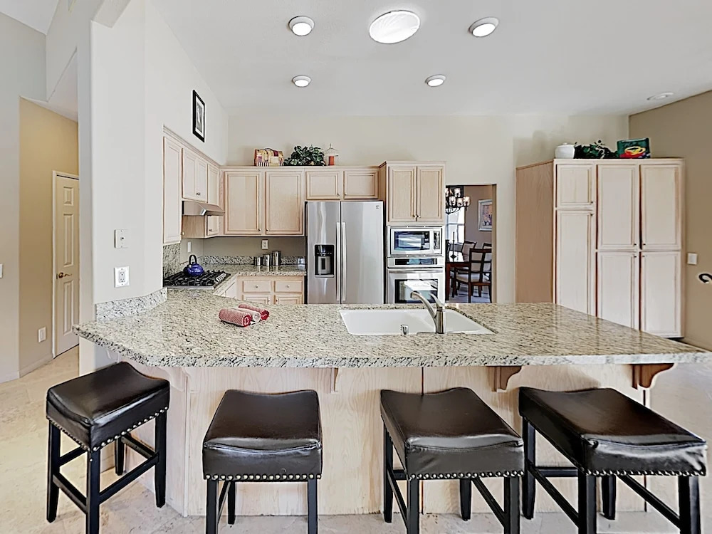 Entertainer's Paradise W/ Resort-style Pool & Spa 3 Bedroom Home