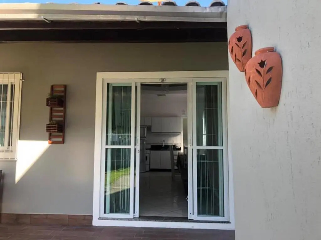 Bombinhas Brasil Residence Tourist Home no Centro de Bombinhas