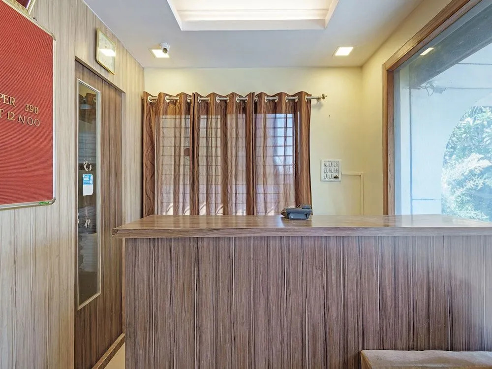 OYO 24115 Flagship Hotel Rajwada