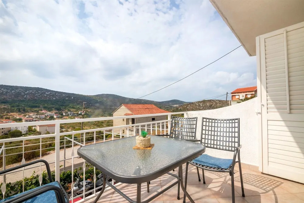 Apartments Mirjana
