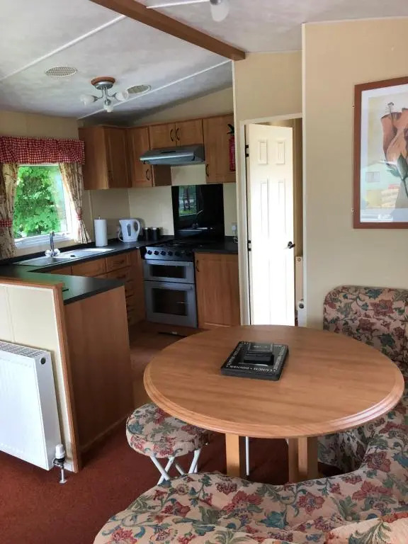 62 Glenfinart Caravan Park
