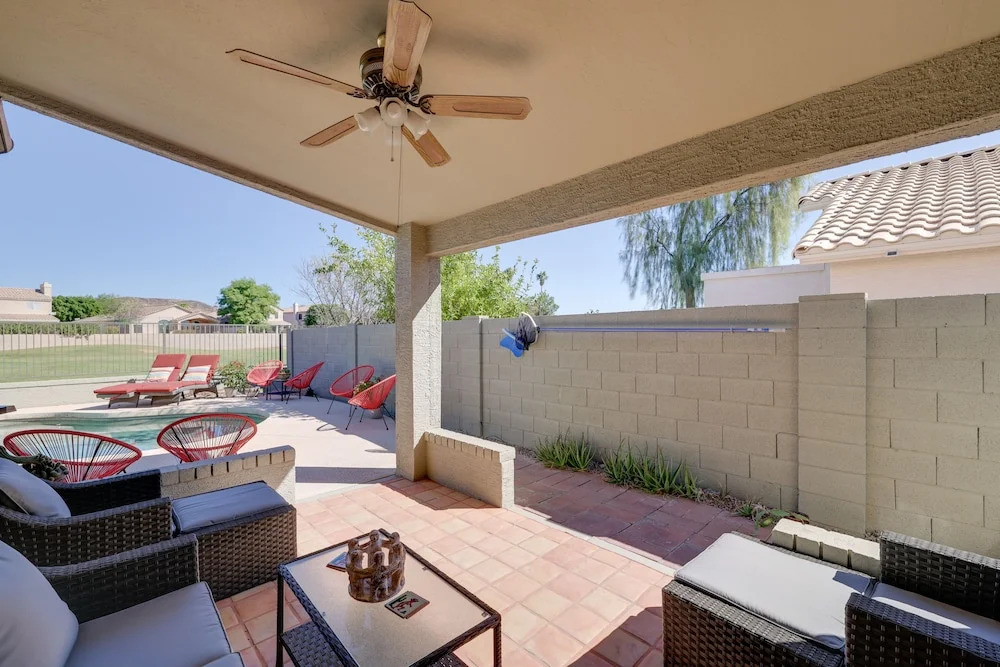 Golf Course View! Dog-friendly Retreat in Glendale