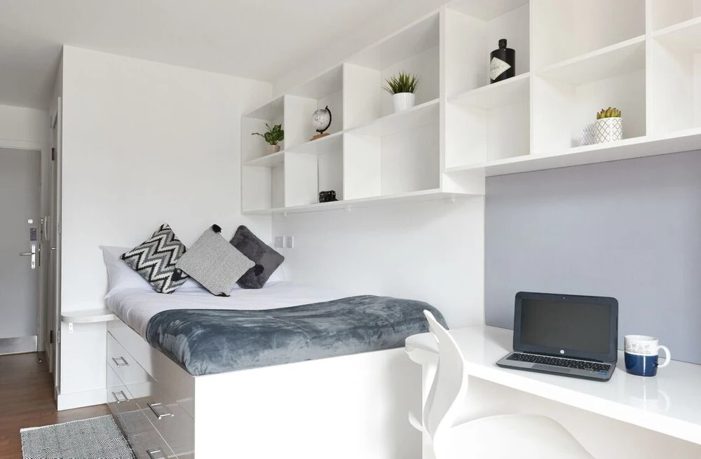 Relax By MPH-70 Chic Studios In Prime Liverpool