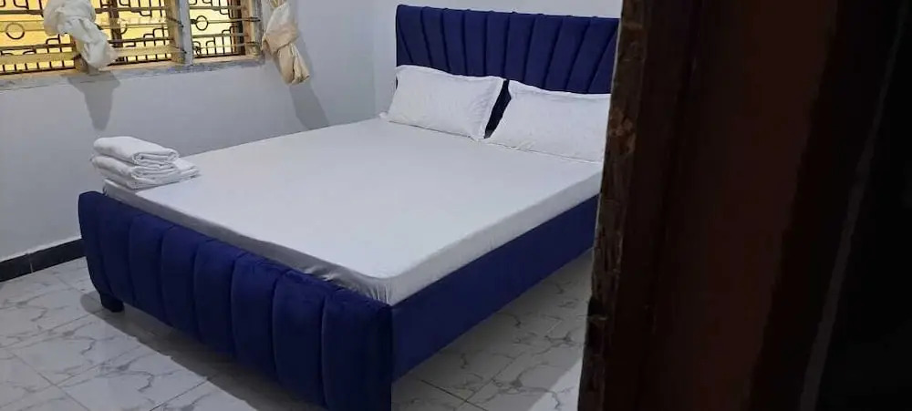 Lux Suites Bamburi Holiday House