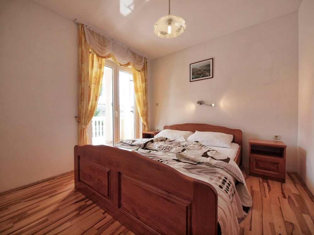 Apartments Vladimir