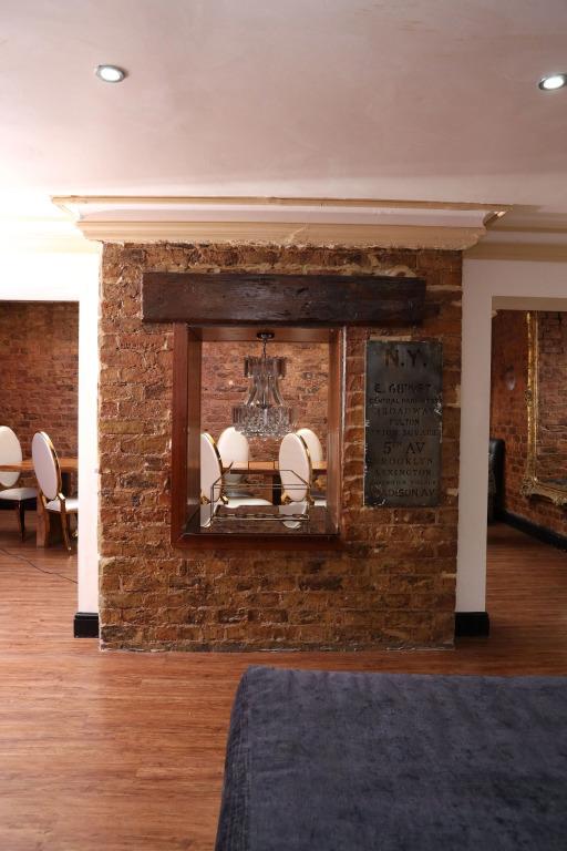 Signature Living Bold Street