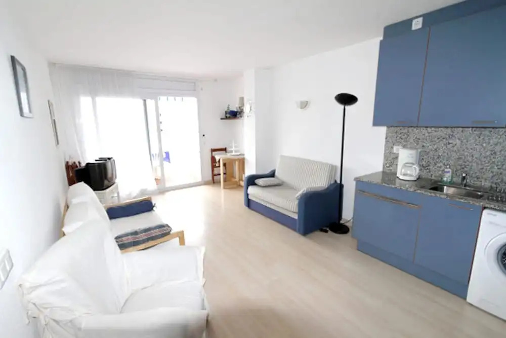Apartment with 2 Bedrooms in Roses, with Wonderful City View, Pool Access, Furnished Terrace - 1 Km From the Beach