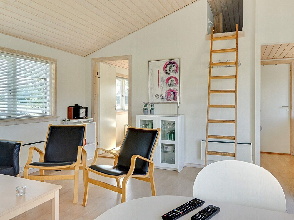 6 People, 2 Bedrooms, Living Room/bathroom, 4+2 People, 55m2