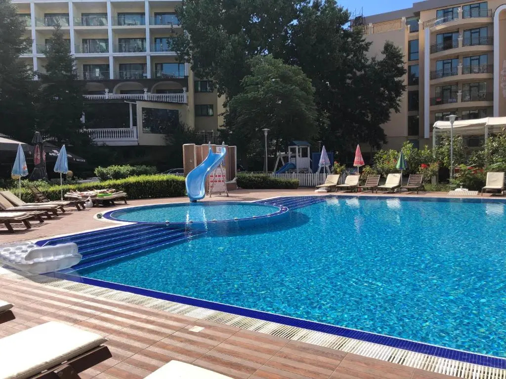 Admiral Plaza Hotel