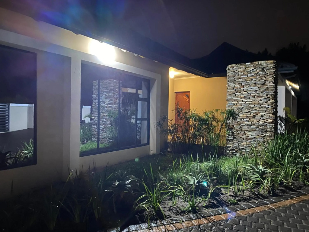 iMpongo Royal Lodge