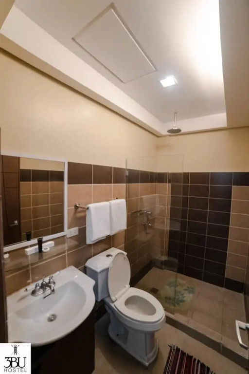 Kadangyan by 3BU Hostel
