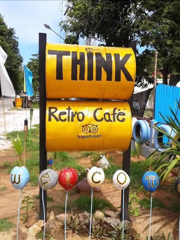 Think & Retro Cafe Lipa Noi Samui