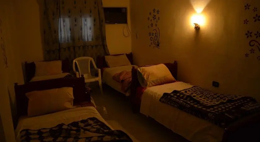 New Everest Hotel