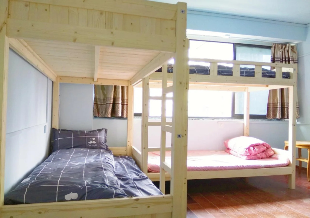 20 century Miao ke si youth hostel