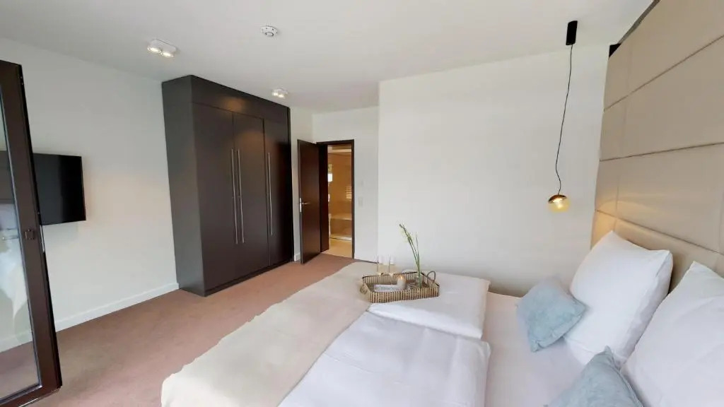 White Pearl Apartment 3.11