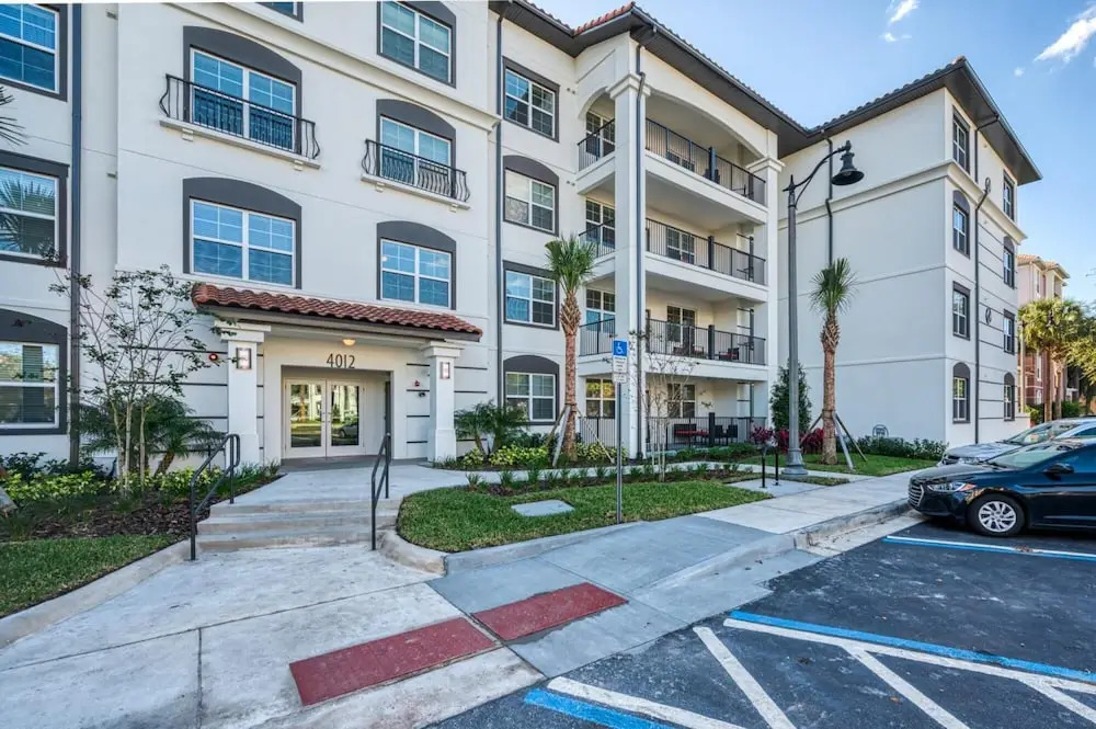 Leisure Business Oasis-near Convention Center