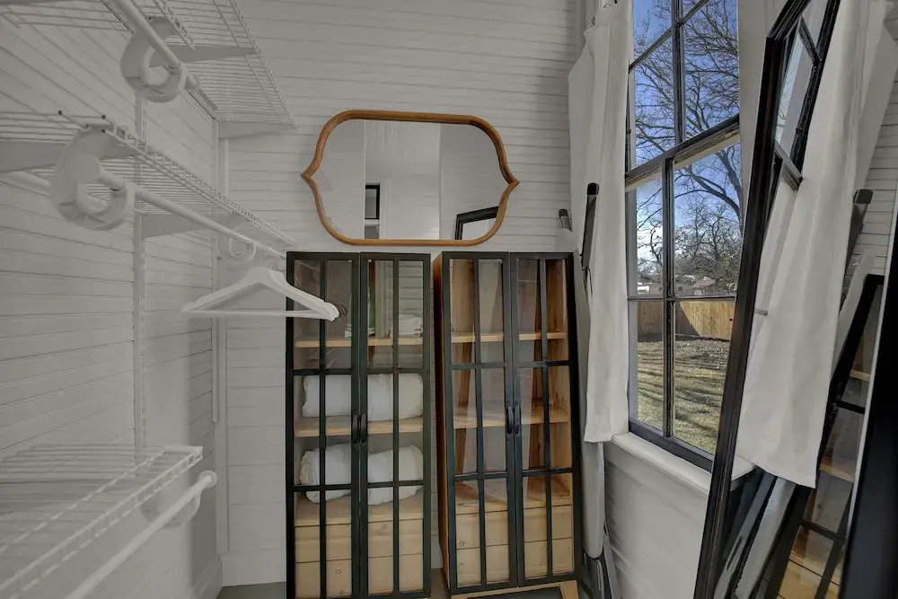 Gorgeous Home 1 Blk From Main w/ Hot Tub & Fire Pit!