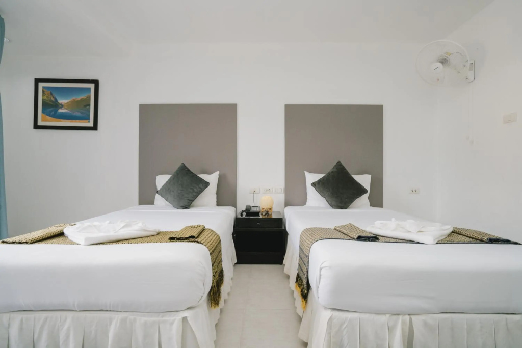 Noble House Patong
