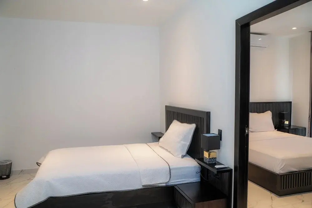 Manta Surf Hotel