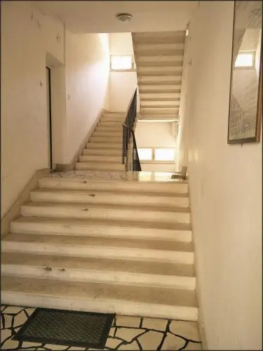 Laghanini Apartments