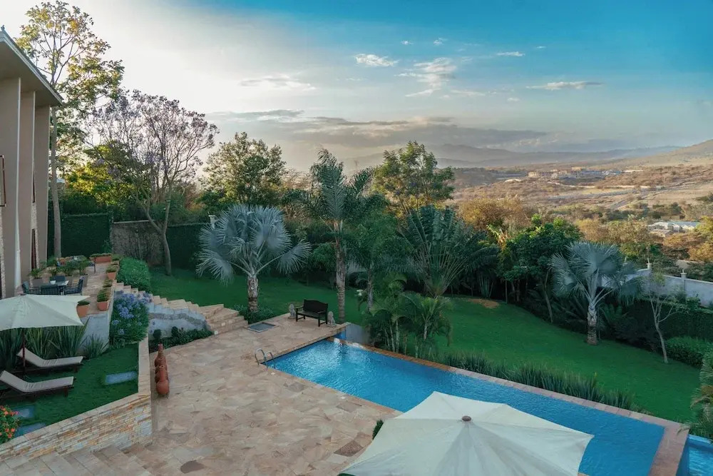 The Scenery Residence