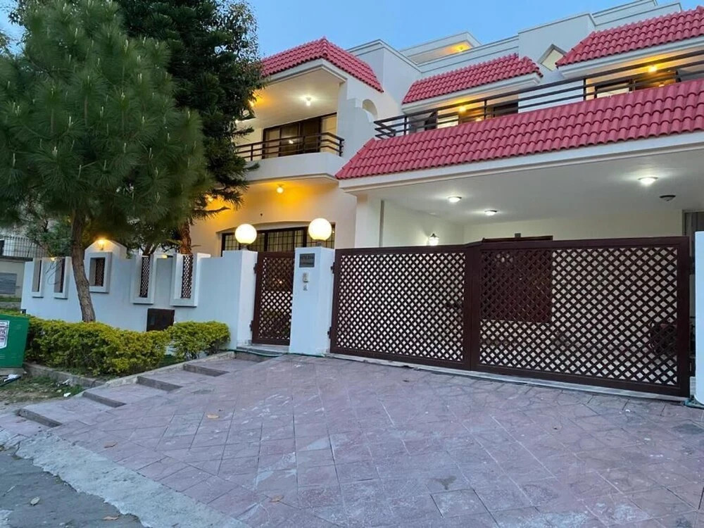 Capital Guest House E-11 Islamabad