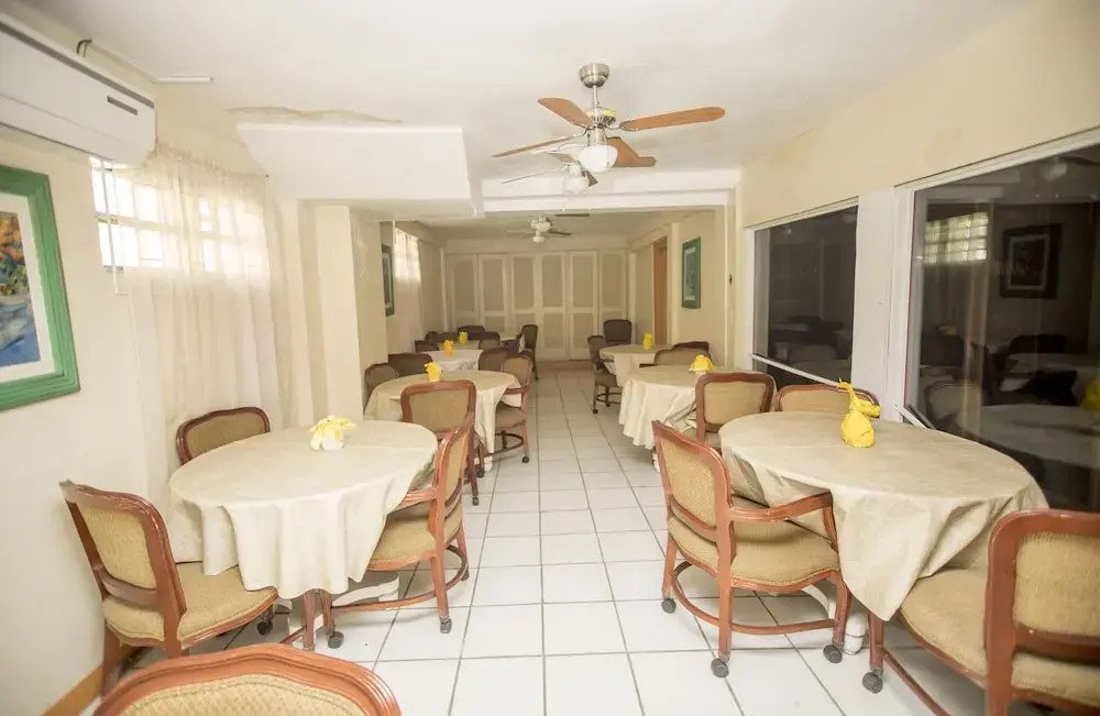 Glimbaro's Guest House