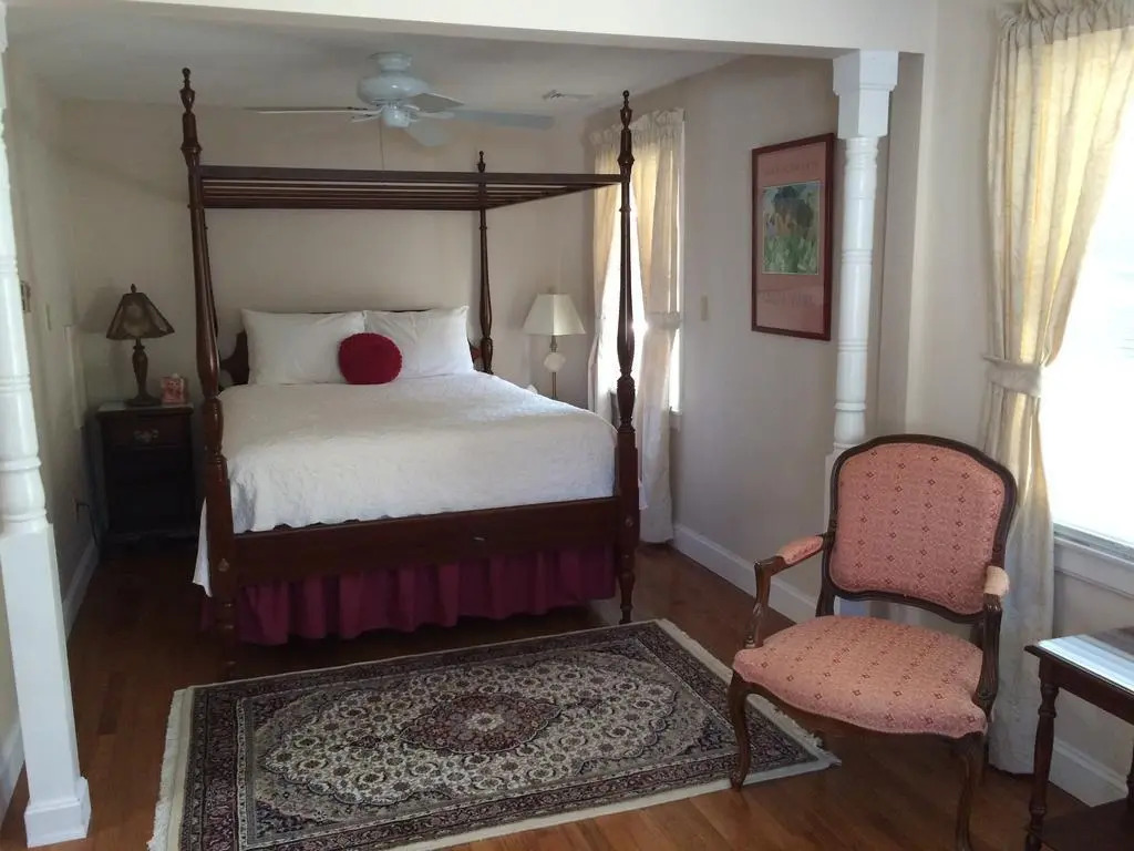 The Leisure Inn