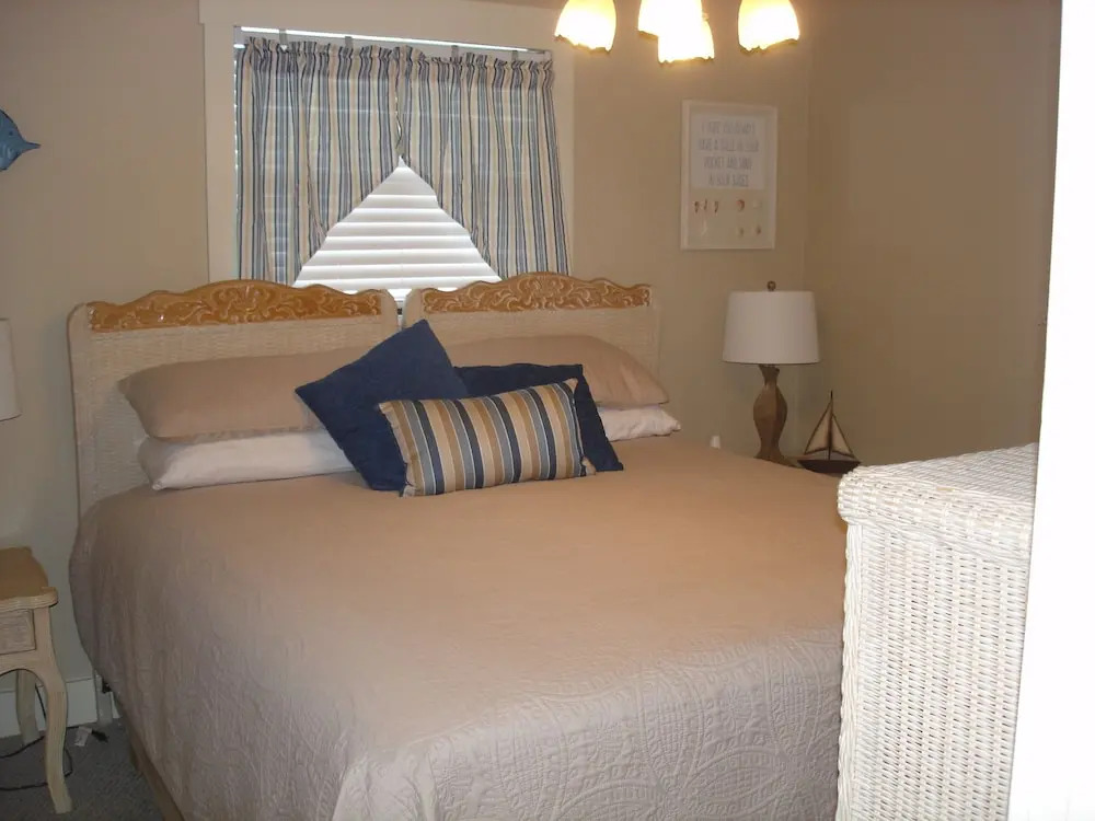 Seaside Beach & Racquet Club 2203