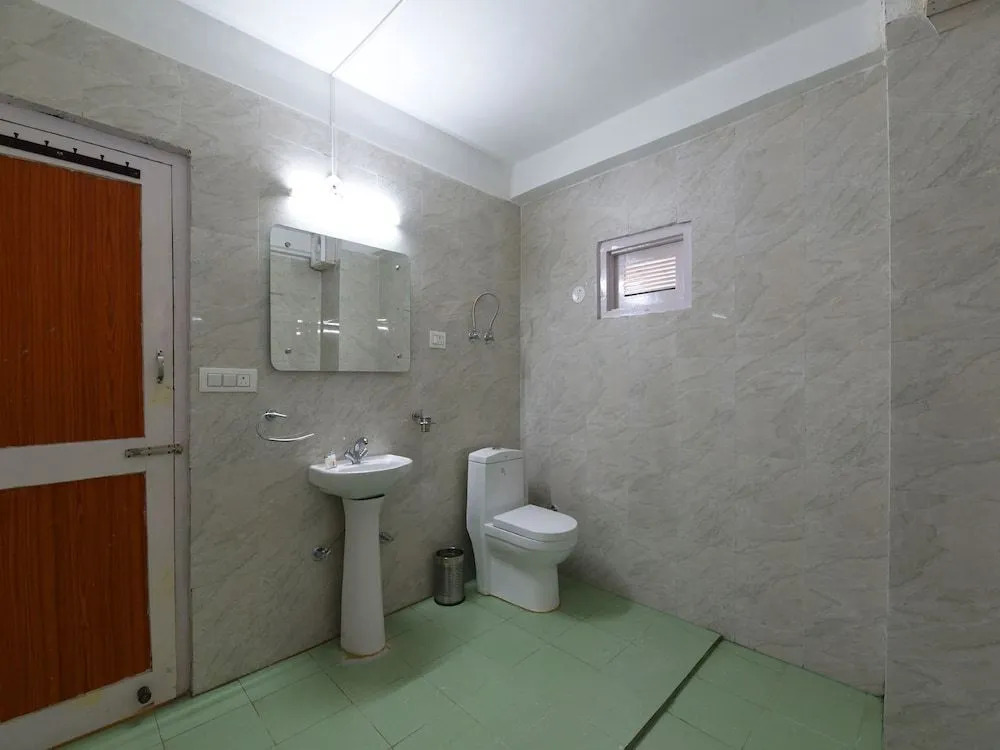 OYO 15188 Hotel Pucknozz