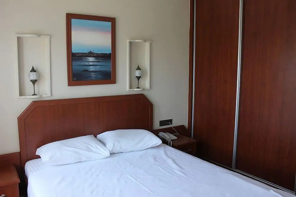 Nerissa Hotel