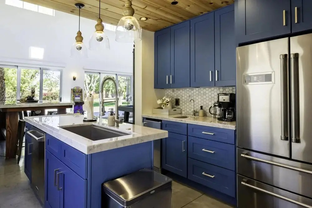 Luxury Living With Game Rooms Poolside Paradise