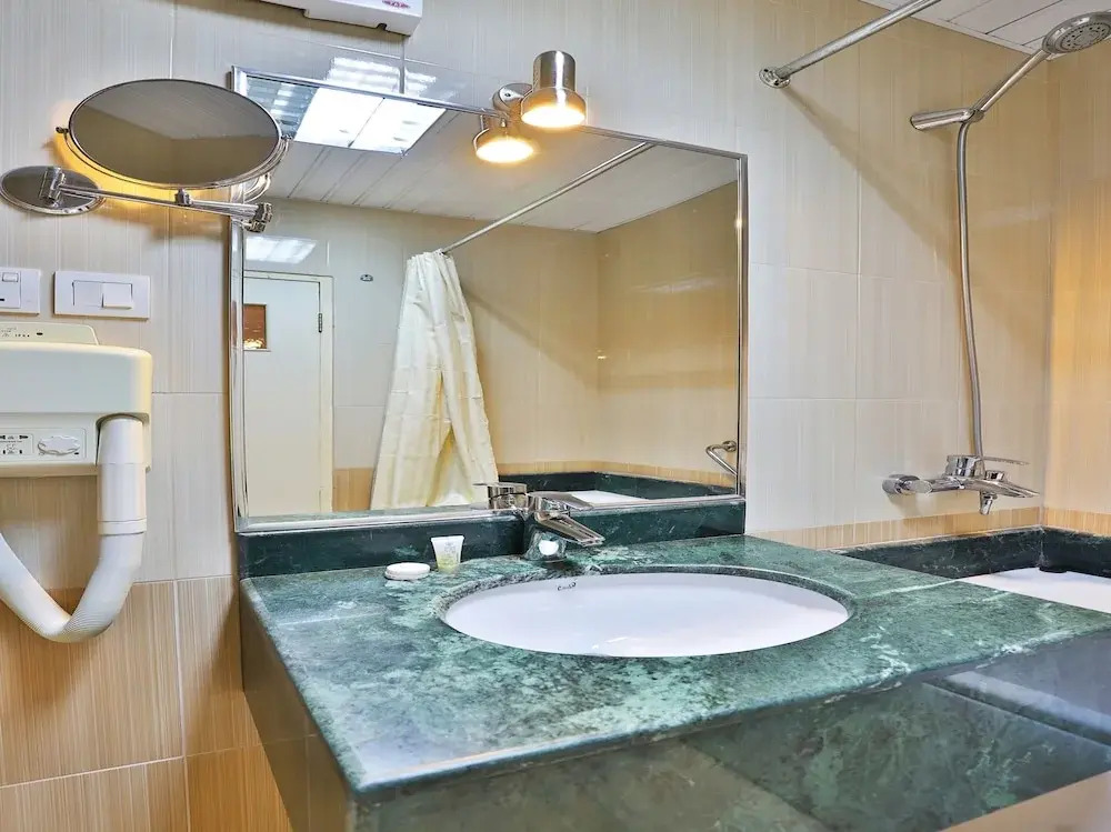 Oyo 395 Al Hafof Hotel