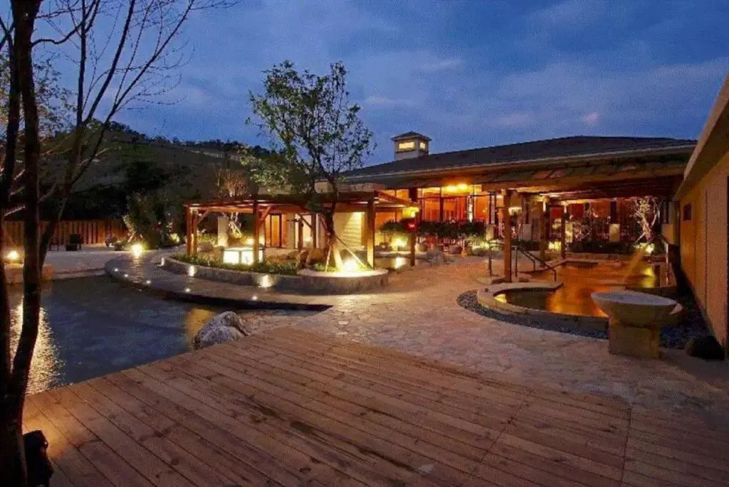 Lotus Holiday Hotel