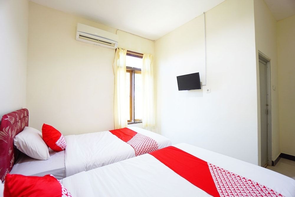 OYO 1292 Lieke Residence
