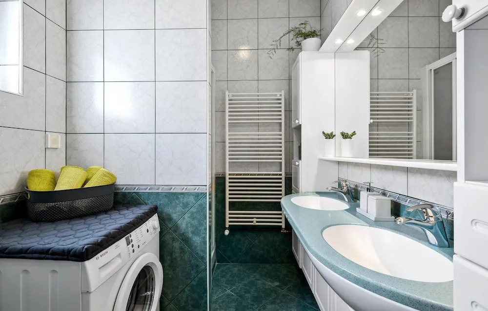 Awesome Home In Primosten